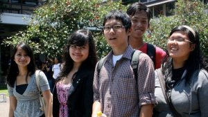 39558_1651688458224_1417381700_1744533_3299375_n