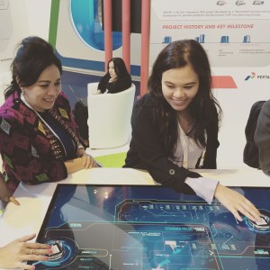 Hanging out with Bu Lies Kurniasih at Pertamina's impressive stand at WGC Paris 2015 