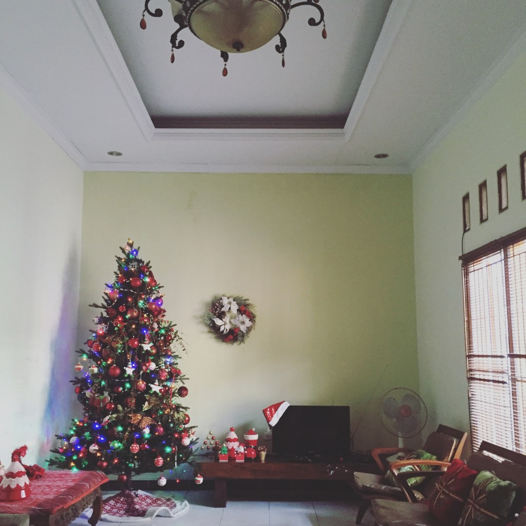 monicantik - christmas tree